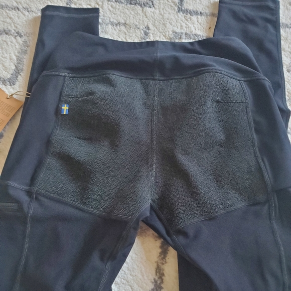 SOLD. FJALLRAVEN ABISKO TREKKING TIGHT 🦊 - Picture 7 of 7